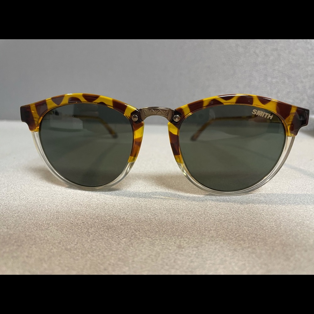 Smith Questa amber tortoise sunglasses-Polarized